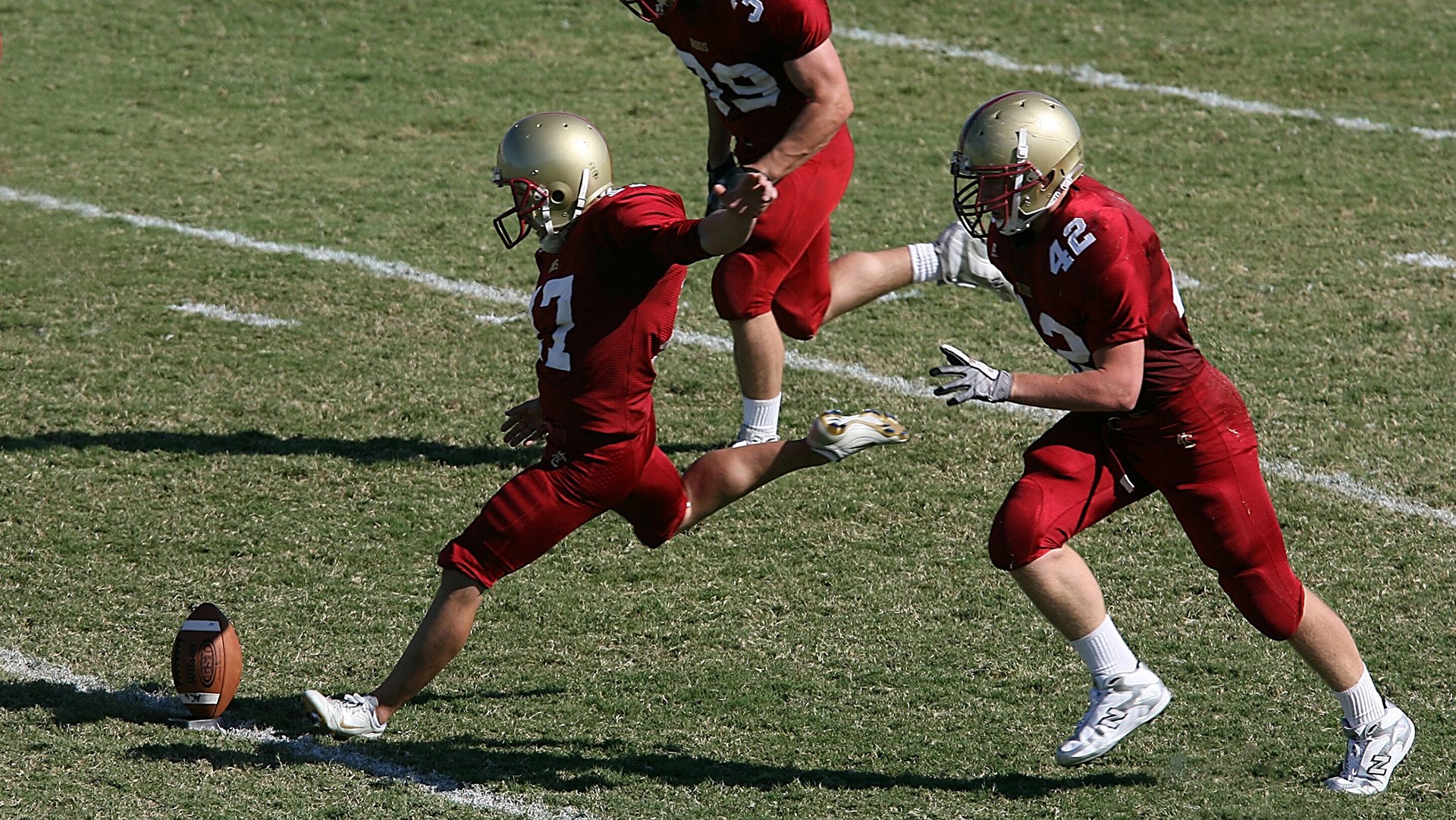 中乙俱乐部加强青训合作缓解人才流动失衡问题，中乙足球俱乐部梯队招生